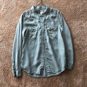American Eagle boyfriend fit button up